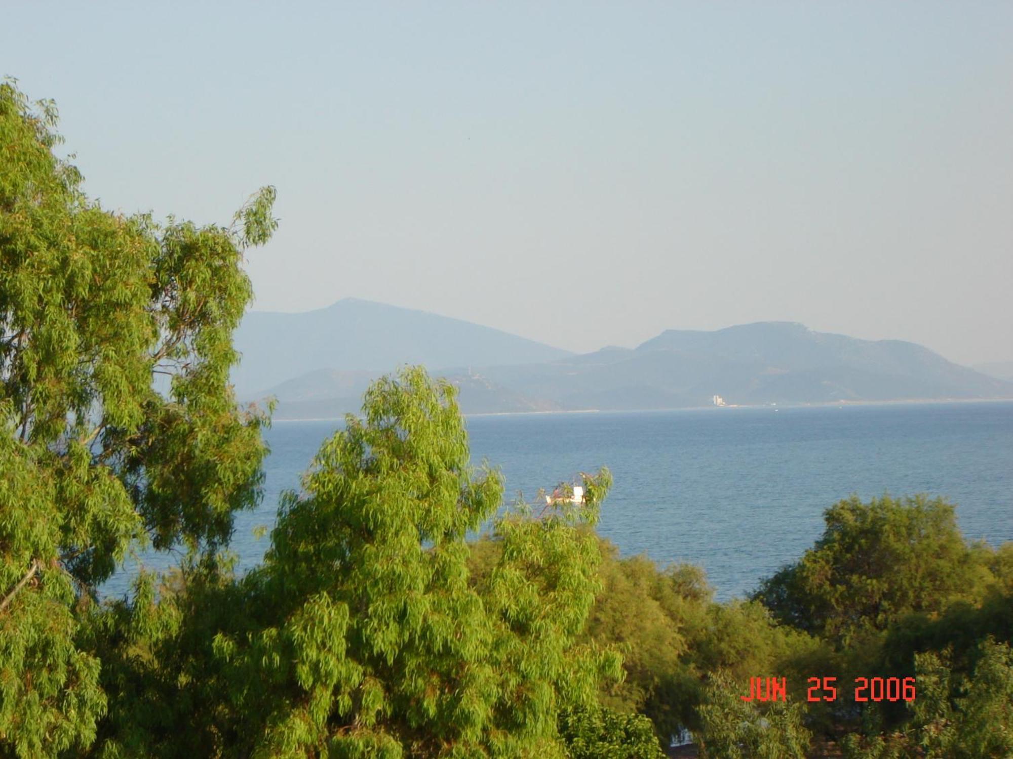 Hotel Pyrassos Néa Ankhíalos Exterior foto